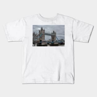 London Bridge is Not This Bridge Kids T-Shirt